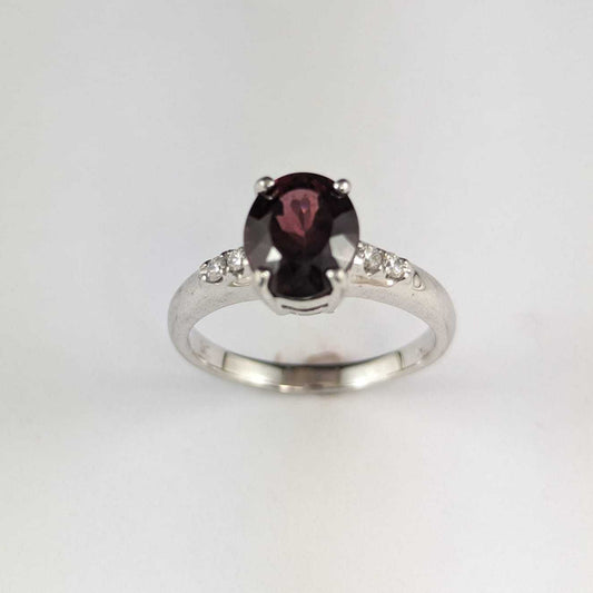 9ct White Gold Rhodolite Garnet & Diamond Ring